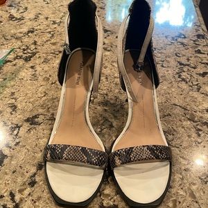 Gianni Bini Sandals